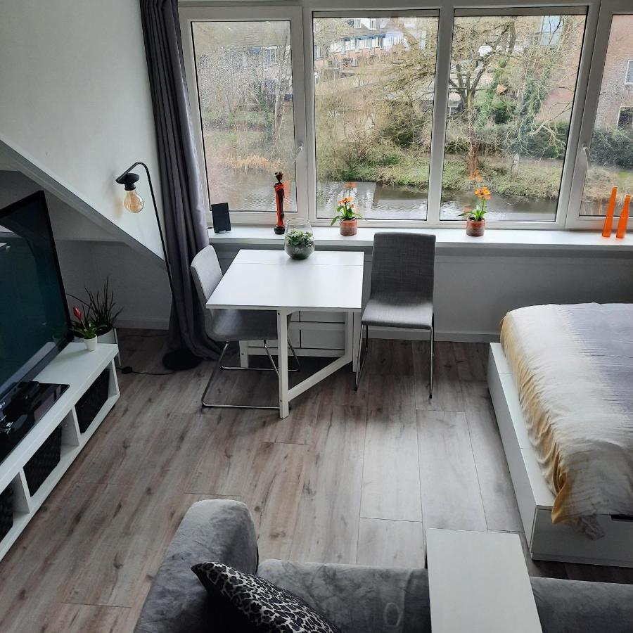 Studio 76 Groningen Met Gratis Leenfietsen Hotell Eksteriør bilde