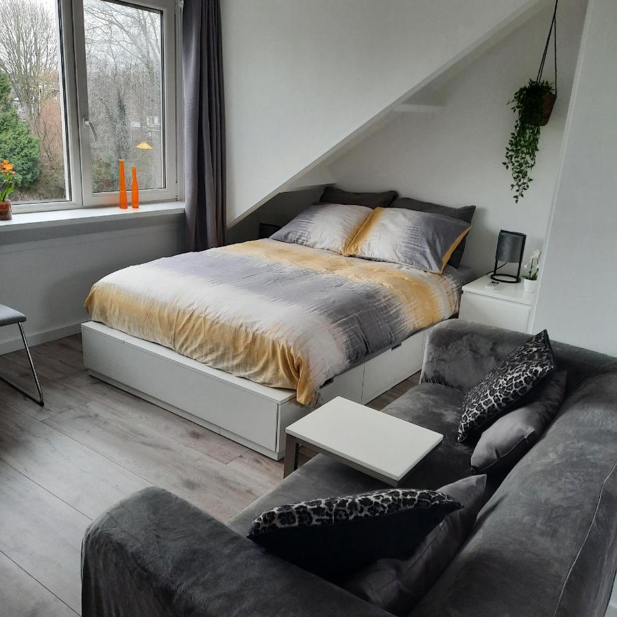 Studio 76 Groningen Met Gratis Leenfietsen Hotell Eksteriør bilde